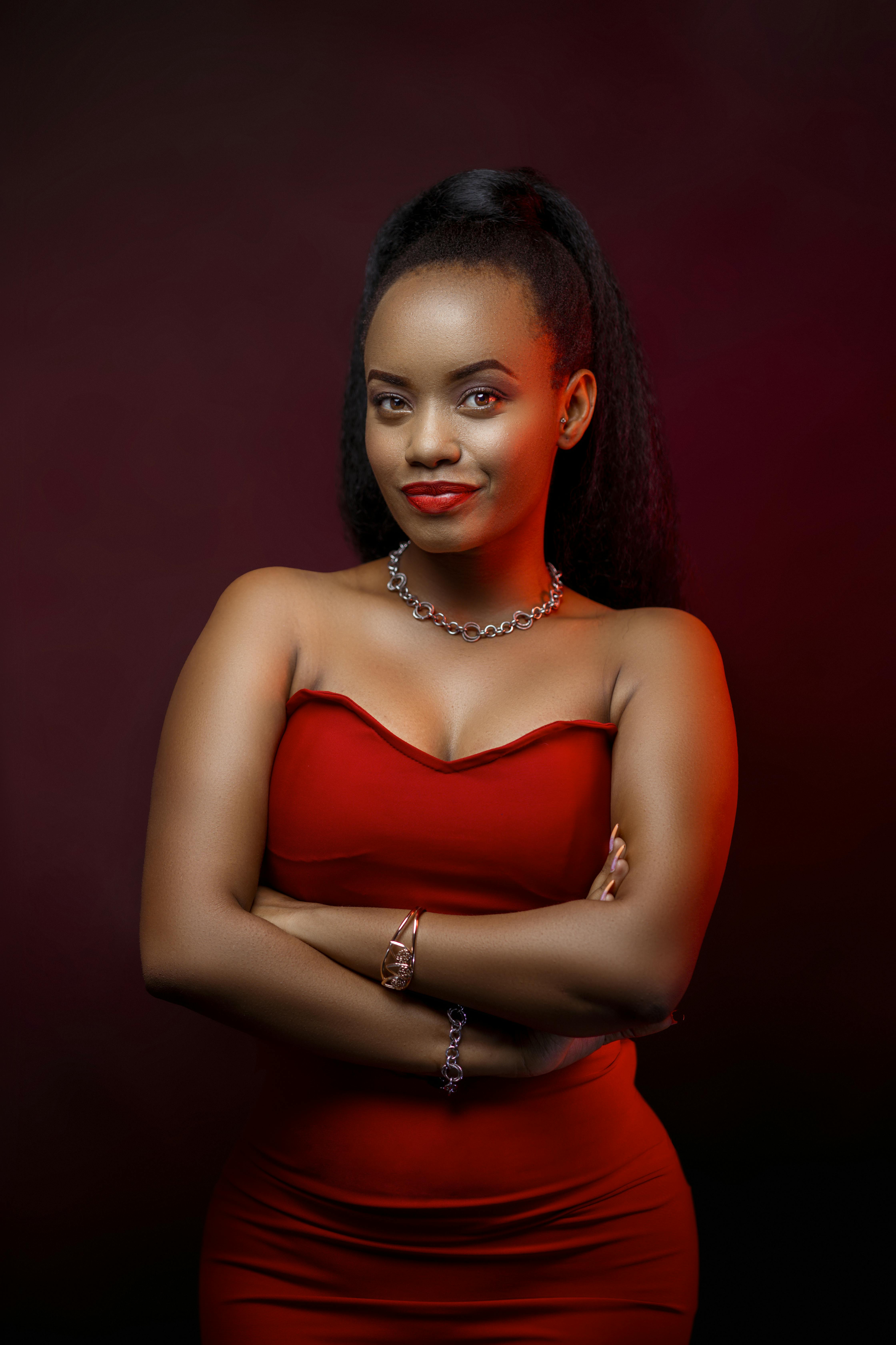 《霜幕行动》海报图