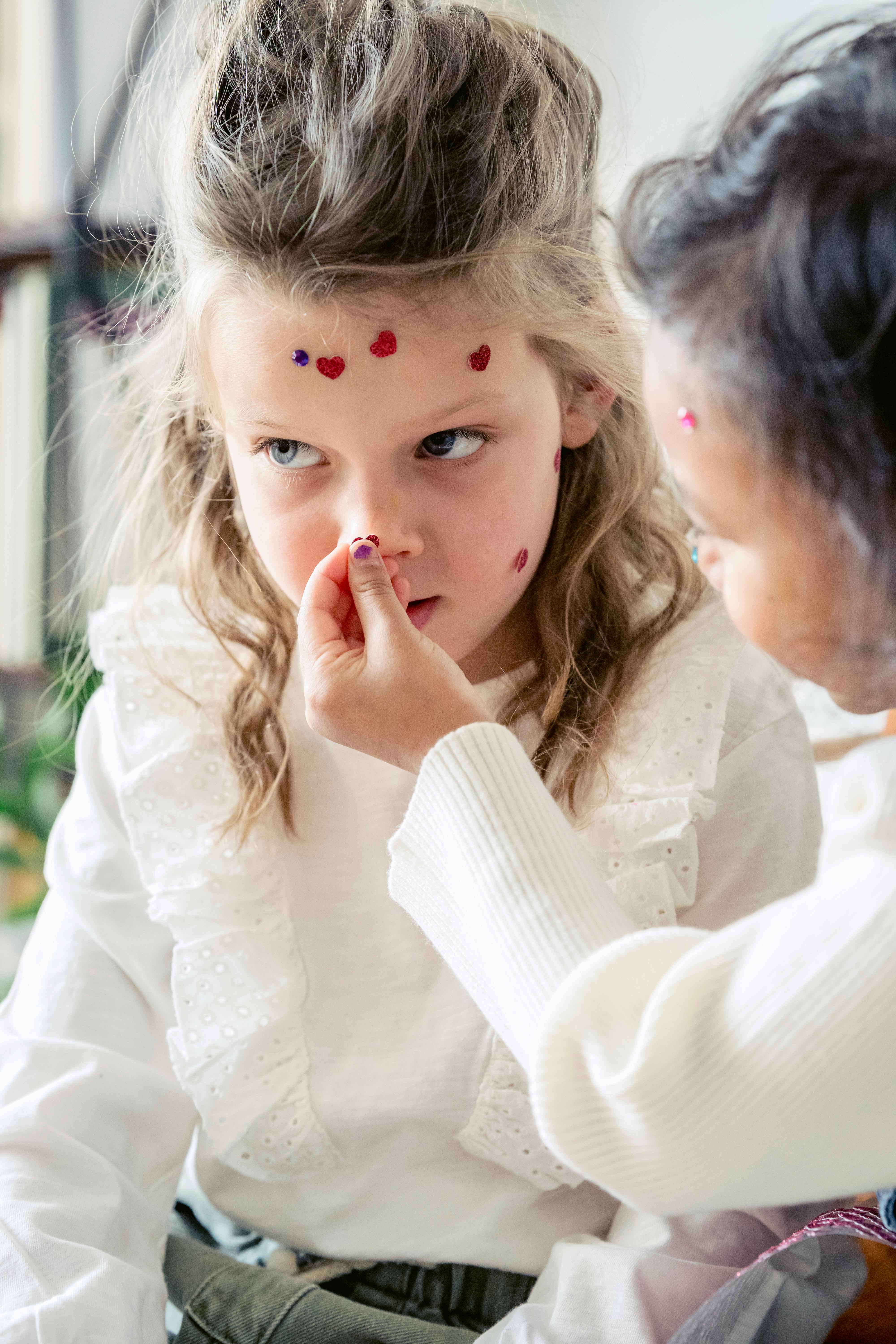《都市回声站》海报图